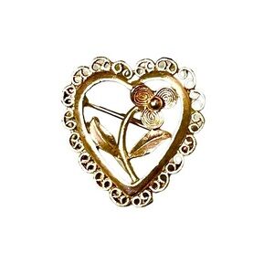 Vintage Unmarked Gold Tone Filigree Heart Brooch With Flower
